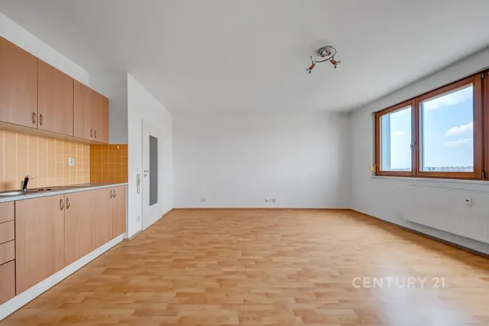 Pronájem bytu 1+kk, Praha - Stodůlky, Sluneční náměstí, 34 m2