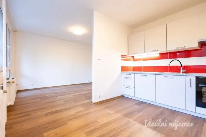 Pronájem bytu 3+1, Praha - Nusle, Děkanská vinice II, 58 m2