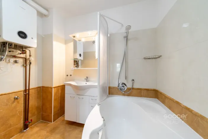Prodej bytu 3+kk, Šestajovice, Pražská, 64 m2