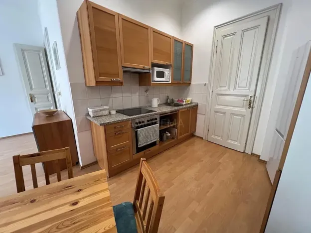 Pronájem bytu 3+kk, Karlovy Vary, Sadová, 82 m2