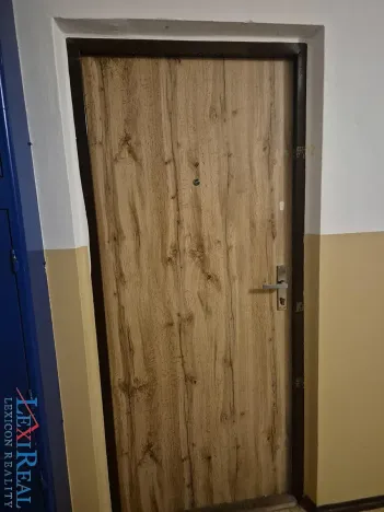 Pronájem bytu 1+kk, Praha - Záběhlice, Přesličková, 30 m2
