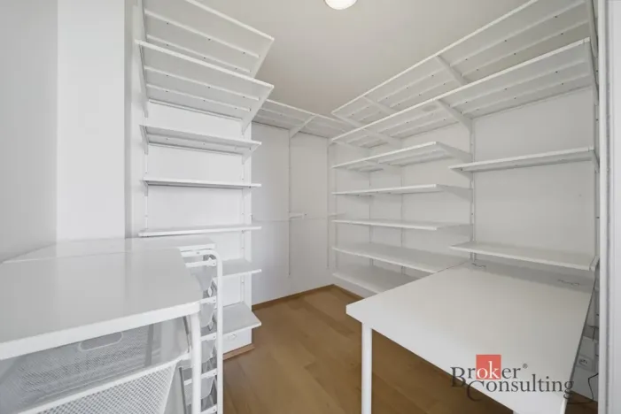 Prodej bytu 3+kk, Praha - Smíchov, Kroupova, 53 m2