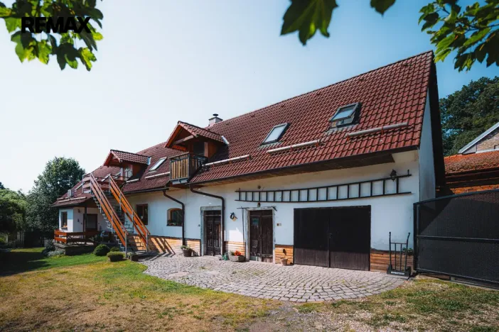 Prodej rodinného domu, Počaply, 240 m2