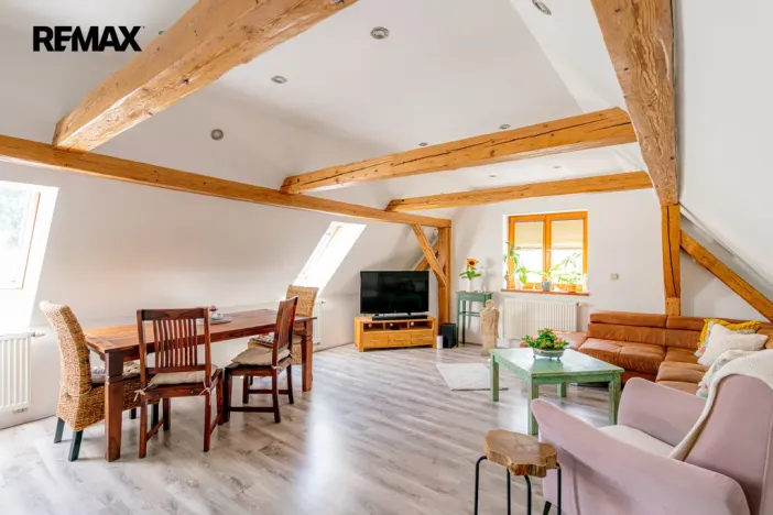 Prodej rodinného domu, Počaply, 240 m2