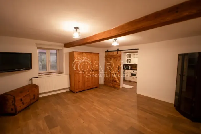 Prodej rodinného domu, Jinín, 250 m2