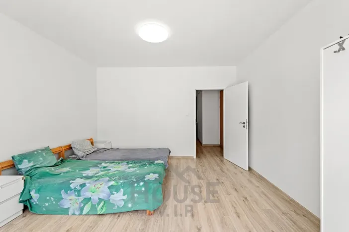 Prodej bytu 2+1, Praha - Ruzyně, Stočesova, 60 m2