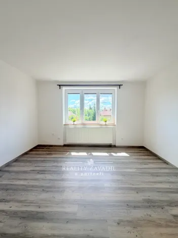 Prodej bytu 3+1, Pardubice, Sezemická, 58 m2