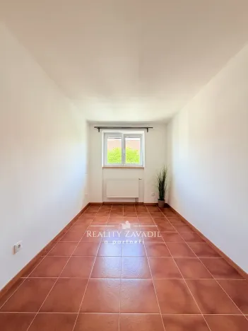 Prodej bytu 3+1, Pardubice, Sezemická, 58 m2