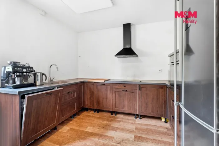 Prodej bytu 4+kk, Mladá Boleslav - Čejetice, Koněvova, 86 m2