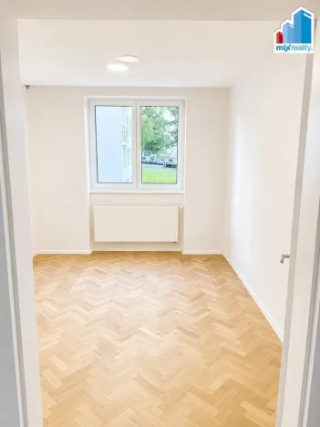 Prodej bytu 3+1, Hrádek - Nová Huť, Učňovská, 67 m2