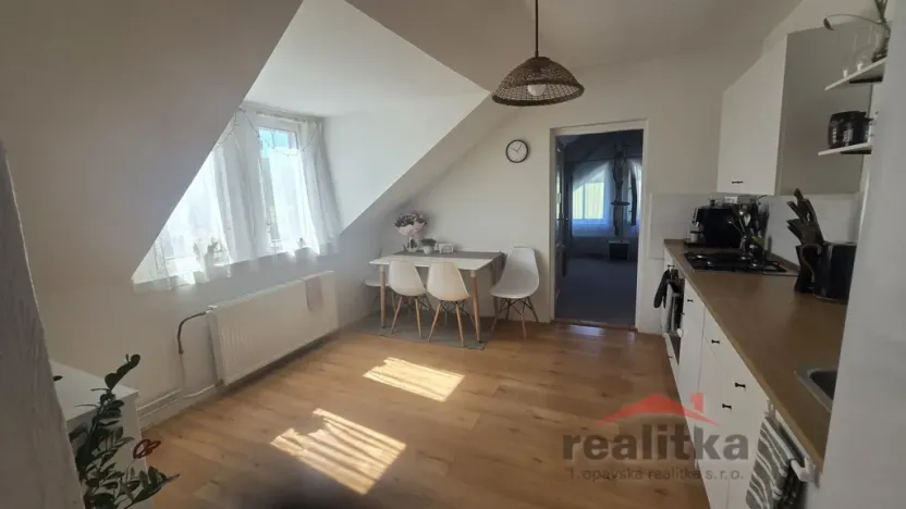 Pronájem bytu 2+1, Nové Sedlice, Opavská, 70 m2