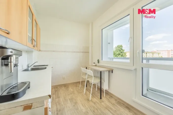 Prodej bytu 2+1, Kladno - Kročehlavy, Obránců míru, 53 m2