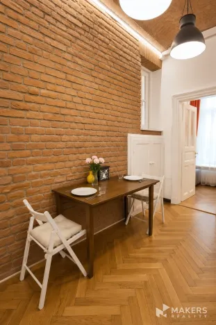 Pronájem bytu 1+1, Praha - Nové Město, Hálkova, 32 m2