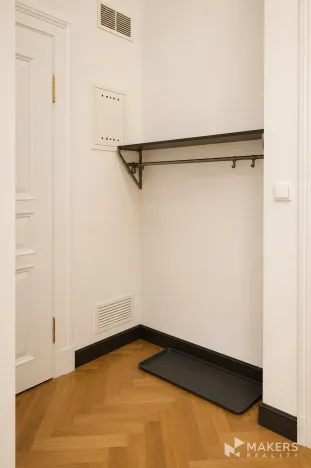 Pronájem bytu 1+1, Praha - Nové Město, Hálkova, 32 m2