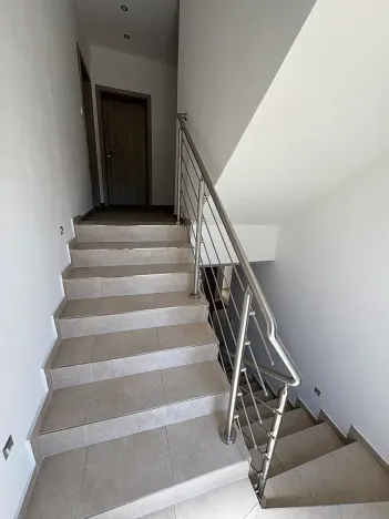 Pronájem kanceláře, Praha - Žižkov, K vrcholu, 200 m2
