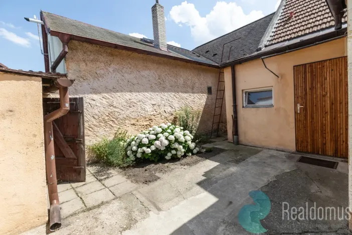 Prodej rodinného domu, Přezletice, Ve Dvorci, 85 m2
