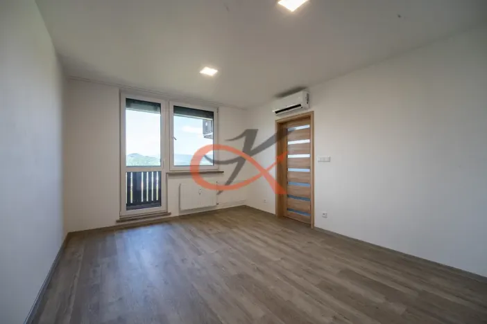 Prodej bytu 3+1, Rožnov pod Radhoštěm, Horská, 60 m2