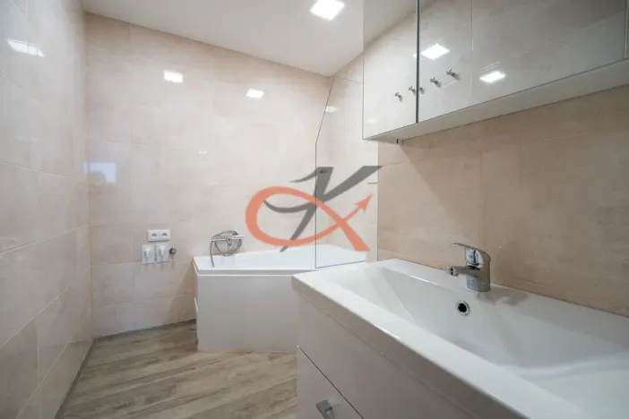 Prodej bytu 3+1, Rožnov pod Radhoštěm, Horská, 60 m2