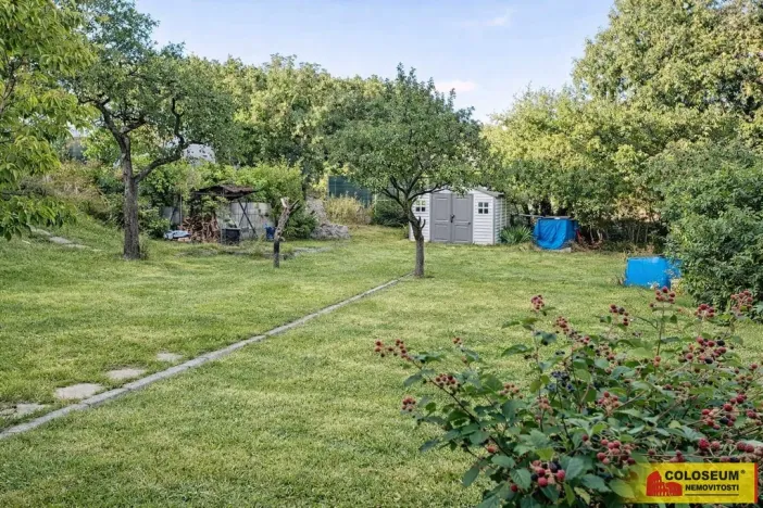 Prodej zahrady, Znojmo, 398 m2