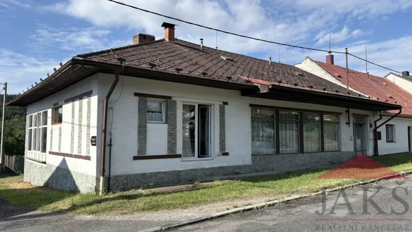 Prodej rodinného domu, Velhartice - Hory Matky Boží, 200 m2