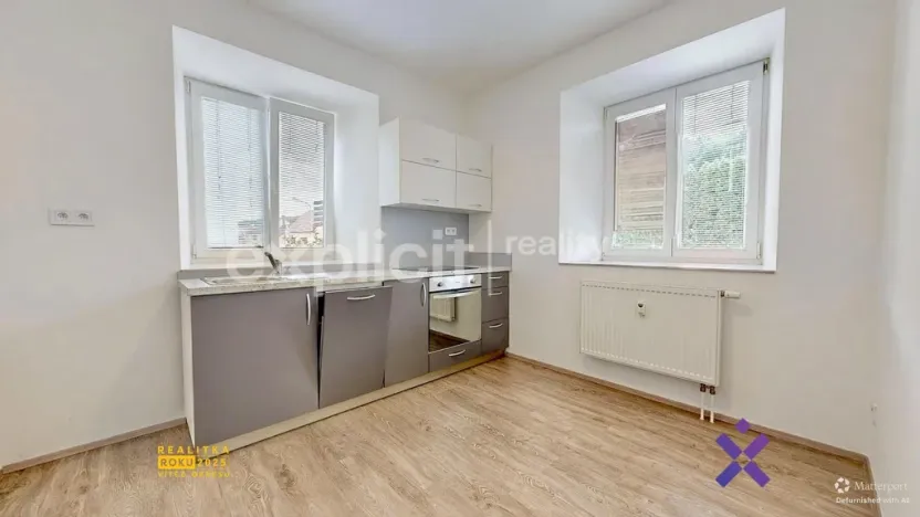 Pronájem bytu 1+kk, Strání - Květná, U sklárny, 33 m2