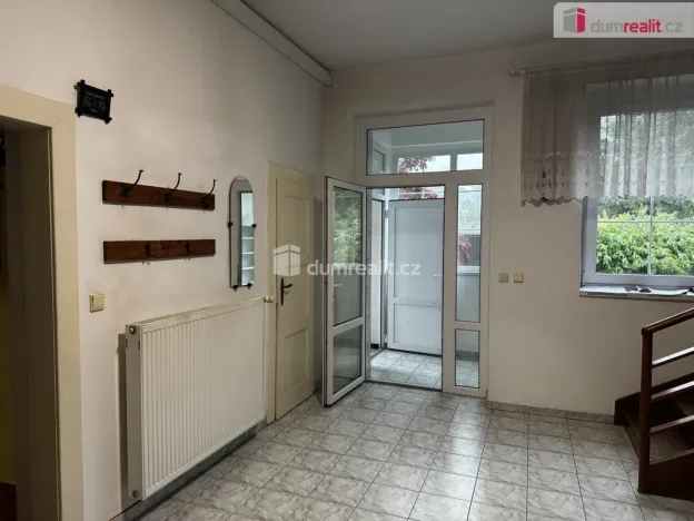 Pronájem kanceláře, Pardubice - Bílé Předměstí, Na Okrouhlíku, 290 m2