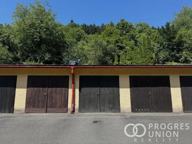 Prodej garáže, Vsetín, Svornosti, 20 m2