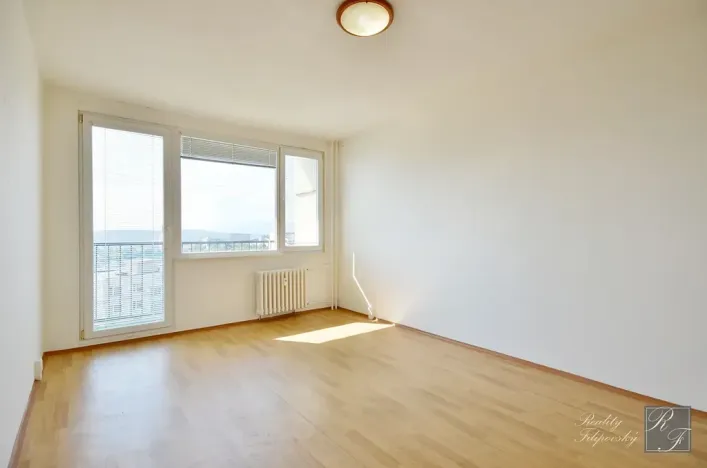 Pronájem bytu 2+1, Ústí nad Labem, Pod Rozhlednou, 65 m2