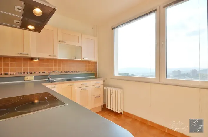 Pronájem bytu 2+1, Ústí nad Labem, Pod Rozhlednou, 65 m2
