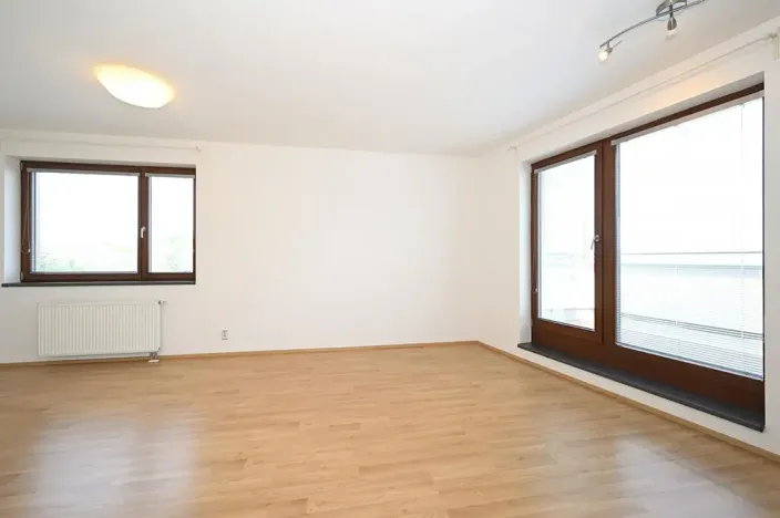 Pronájem bytu 2+kk, Praha - Liboc, Evropská, 56 m2