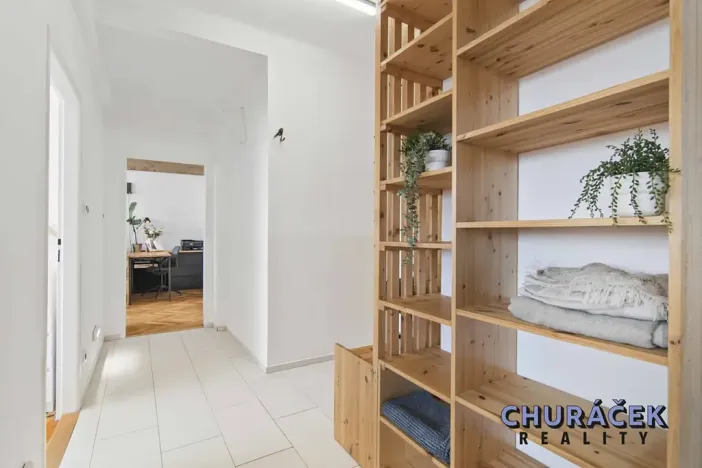 Prodej bytu 2+1, Praha - Vršovice, Kubánské náměstí, 61 m2