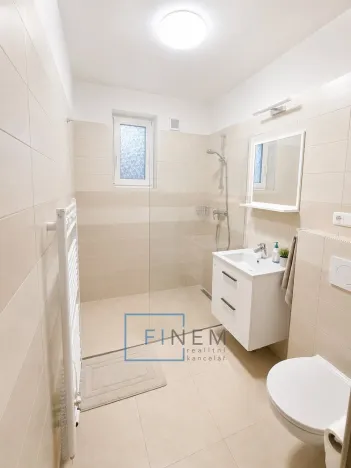Pronájem bytu 2+kk, Kralupy nad Vltavou - Minice, Souběžná, 40 m2