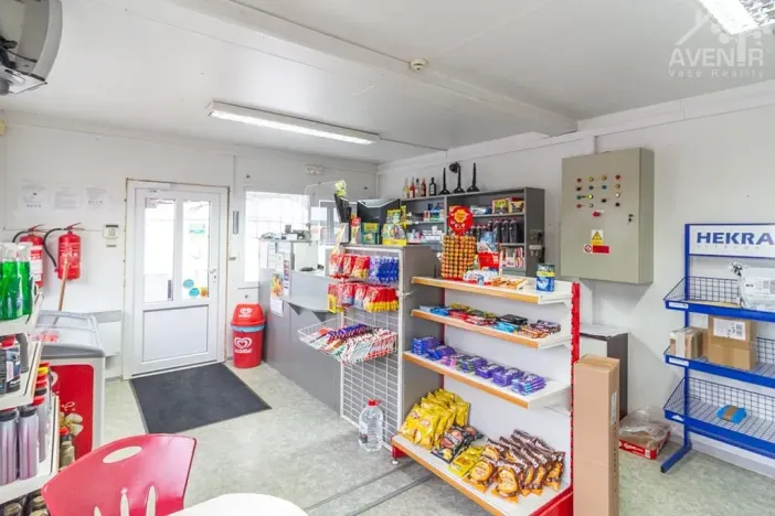 Prodej obchodního prostoru, Dřínov, 63 m2