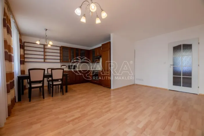 Pronájem bytu 2+kk, Praha - Lhotka, Jílovská, 61 m2