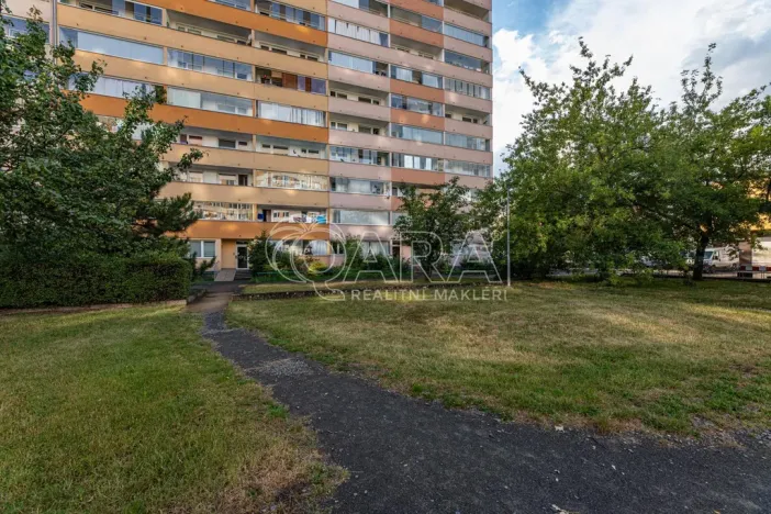 Pronájem bytu 2+kk, Praha - Lhotka, Jílovská, 61 m2