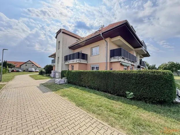 Pronájem bytu 2+kk, Holubice, 67 m2