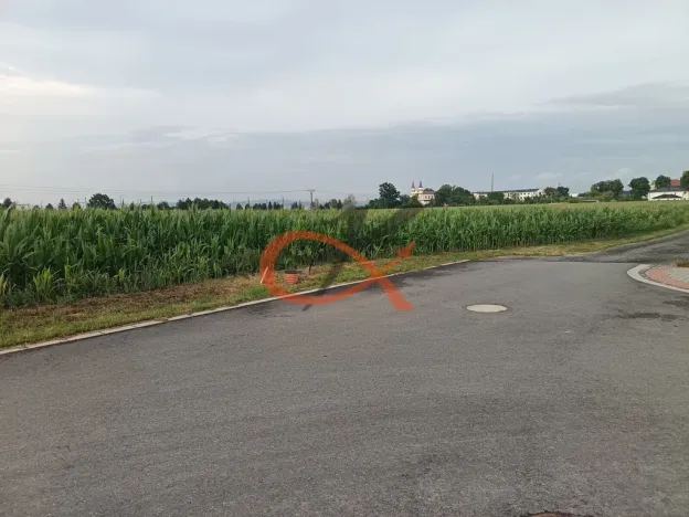 Prodej pozemku pro bydlení, Červenka, 880 m2