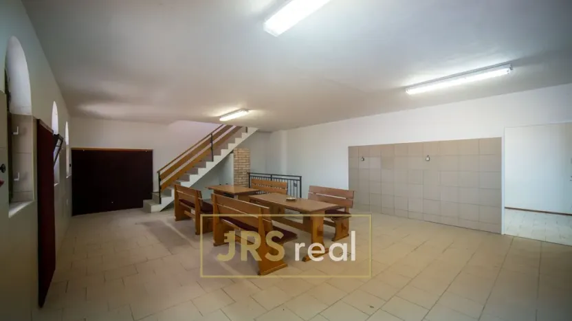Prodej ubytování, Velké Bílovice, 285 m2