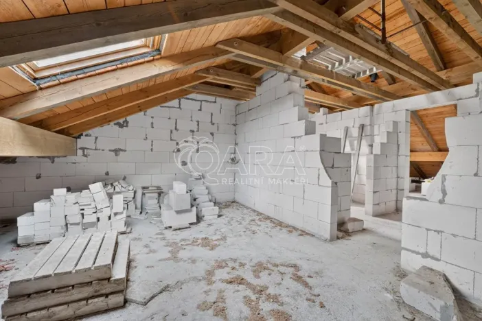 Prodej vícegeneračního domu, Lišany, Za rybníkem, 170 m2