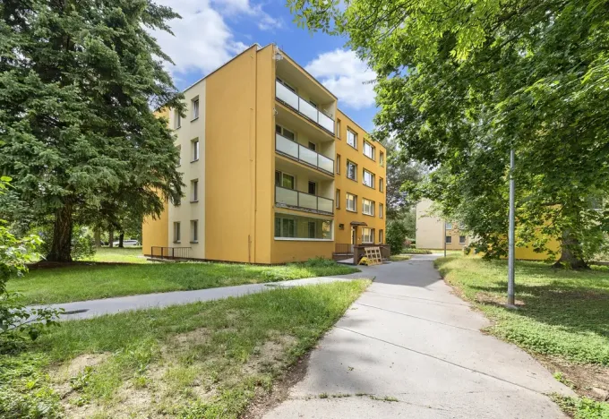 Prodej bytu 3+1, Praha - Prosek, Novoborská, 55 m2