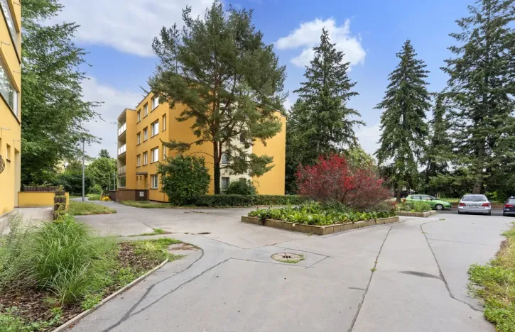 Prodej bytu 3+1, Praha - Prosek, Novoborská, 55 m2