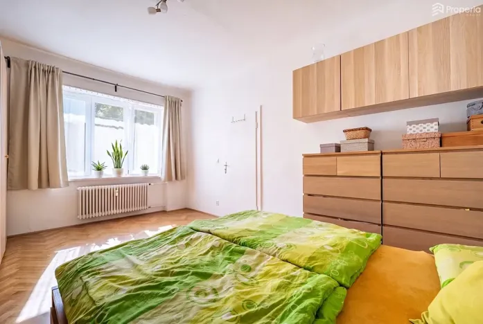 Prodej bytu 1+1, Brno, Pod kaštany, 49 m2