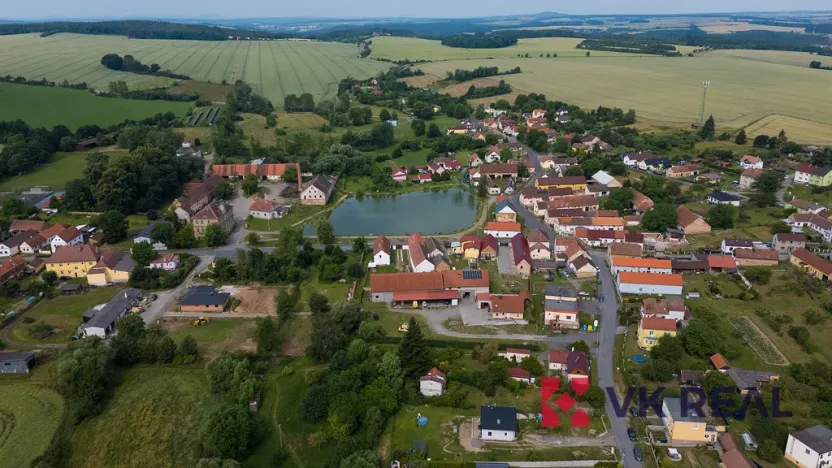 Prodej pozemku pro bydlení, Pňovany, 891 m2