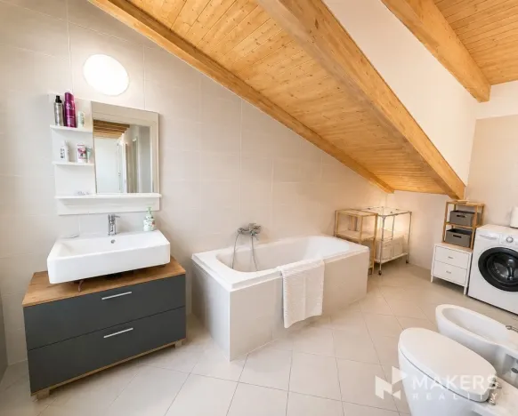 Pronájem bytu 4+kk, Praha - Smíchov, Drtinova, 99 m2