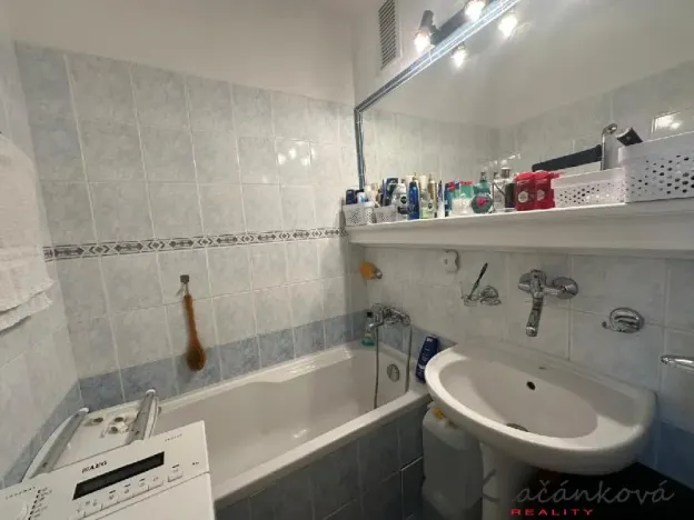 Prodej bytu 1+1, Zlín - Příluky, Zborovská, 38 m2