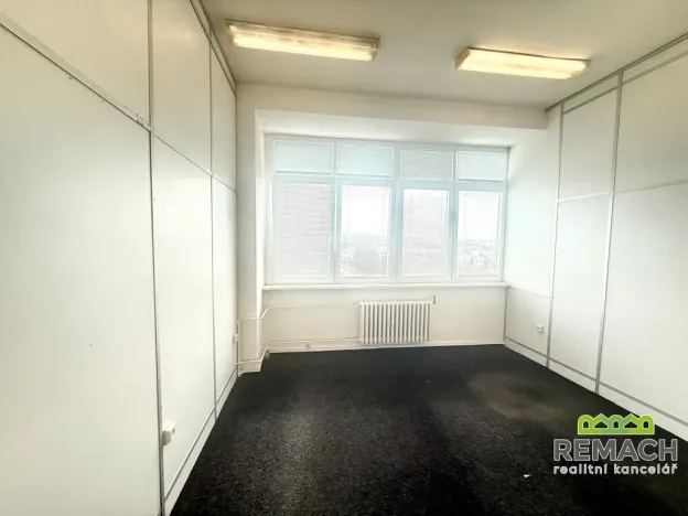 Pronájem obchodního prostoru, Staré Město, Luční čtvrť, 20 m2