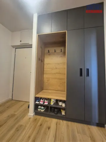 Pronájem bytu 2+kk, České Budějovice, Vrbenská, 83 m2