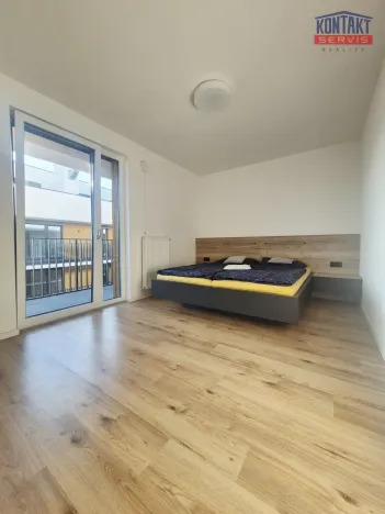 Pronájem bytu 2+kk, České Budějovice, Vrbenská, 83 m2
