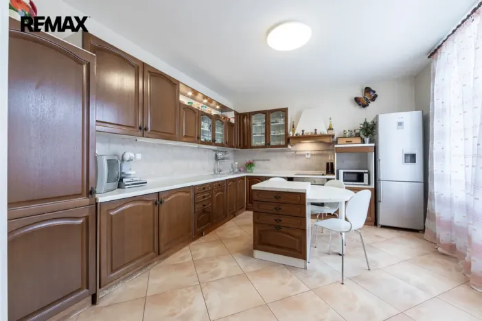 Prodej bytu 3+1, Karlovy Vary, Koptova, 122 m2