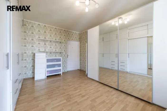 Prodej bytu 3+1, Karlovy Vary, Koptova, 122 m2
